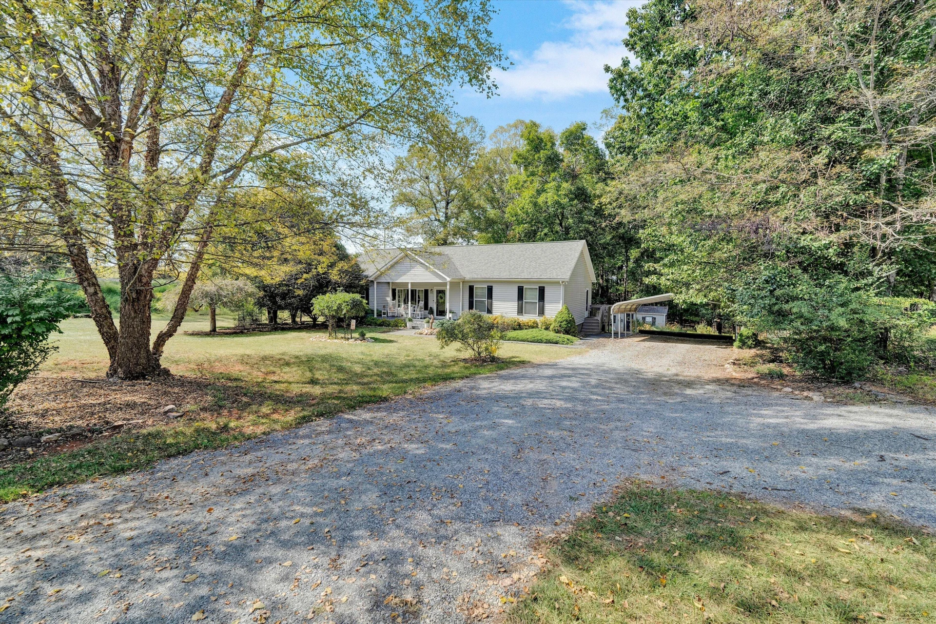 711 Lovely Valley RD - Photo 2