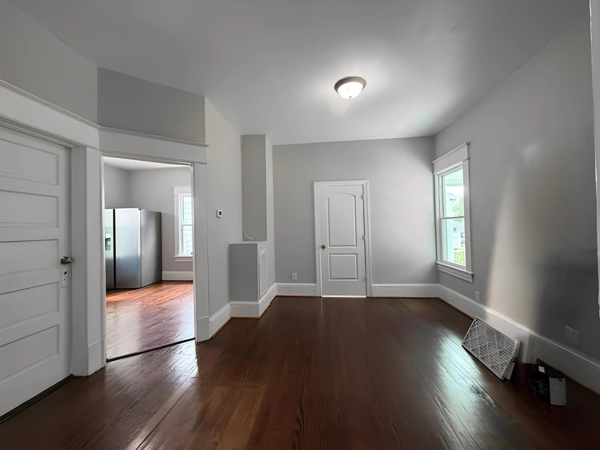 1120 12Th ST SE - Photo 3