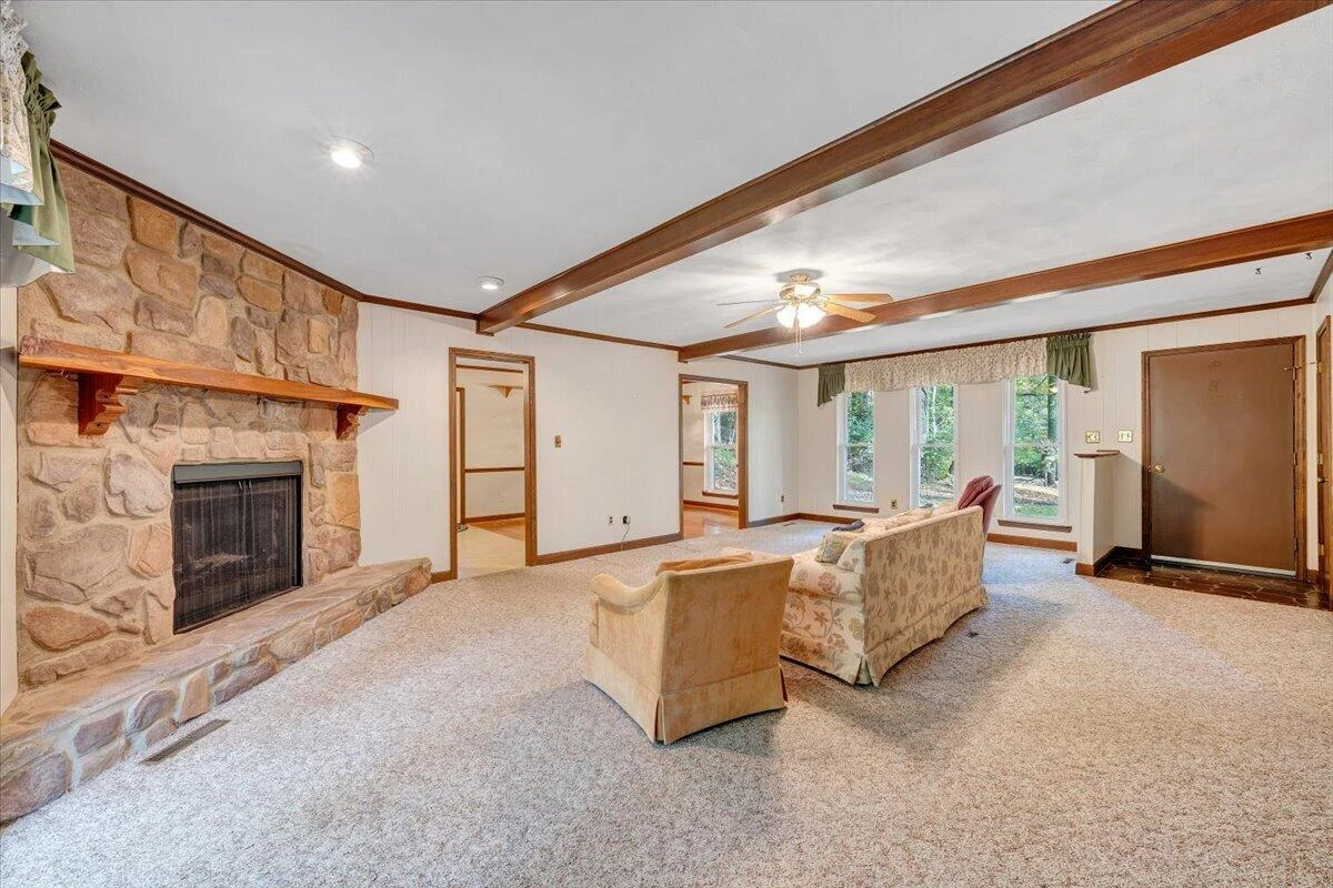 219 Summer CIR - Photo 6