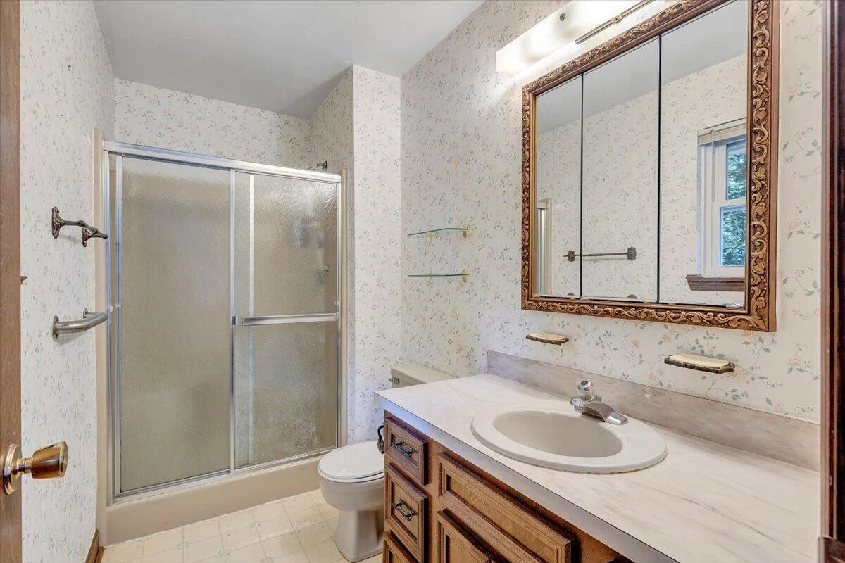 219 Summer CIR - Photo 17