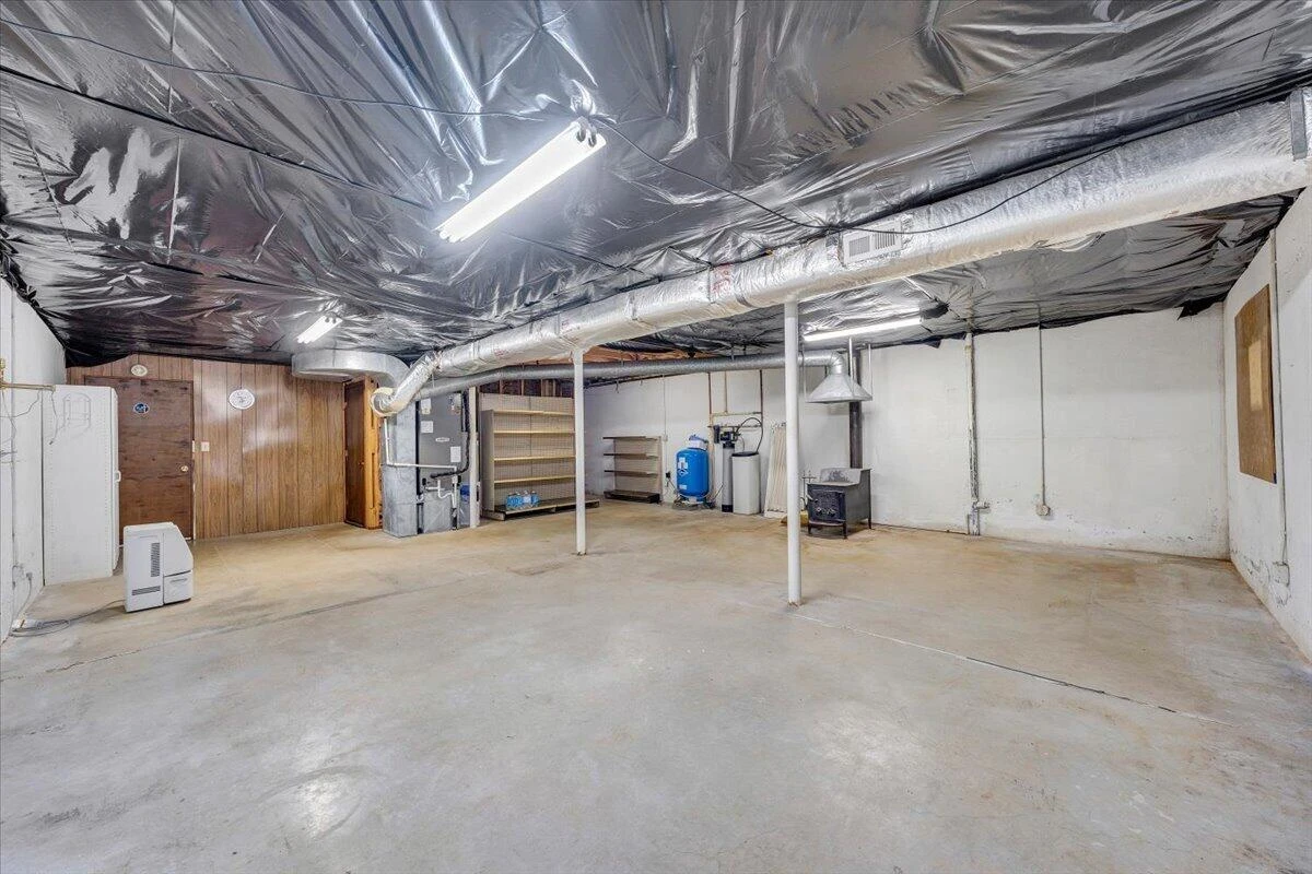 219 Summer CIR - Photo 24