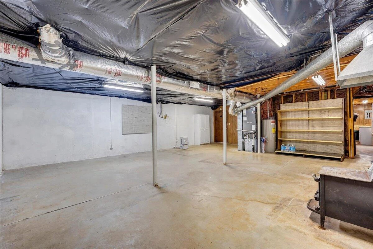 219 Summer CIR - Photo 25