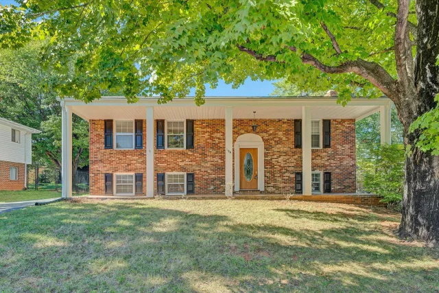 736 Finney DR, Vinton, VA, 24179