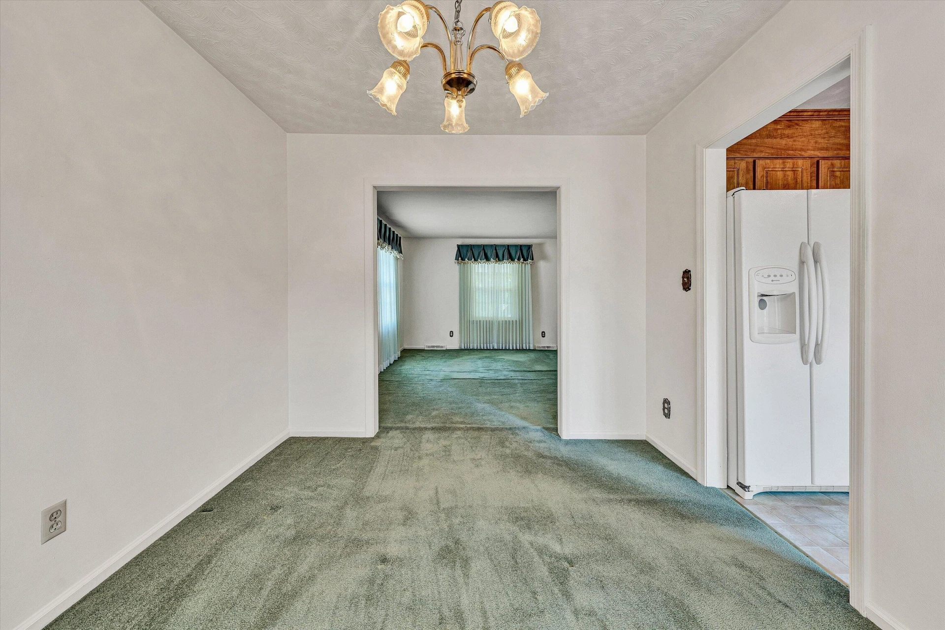 736 Finney DR - Photo 8
