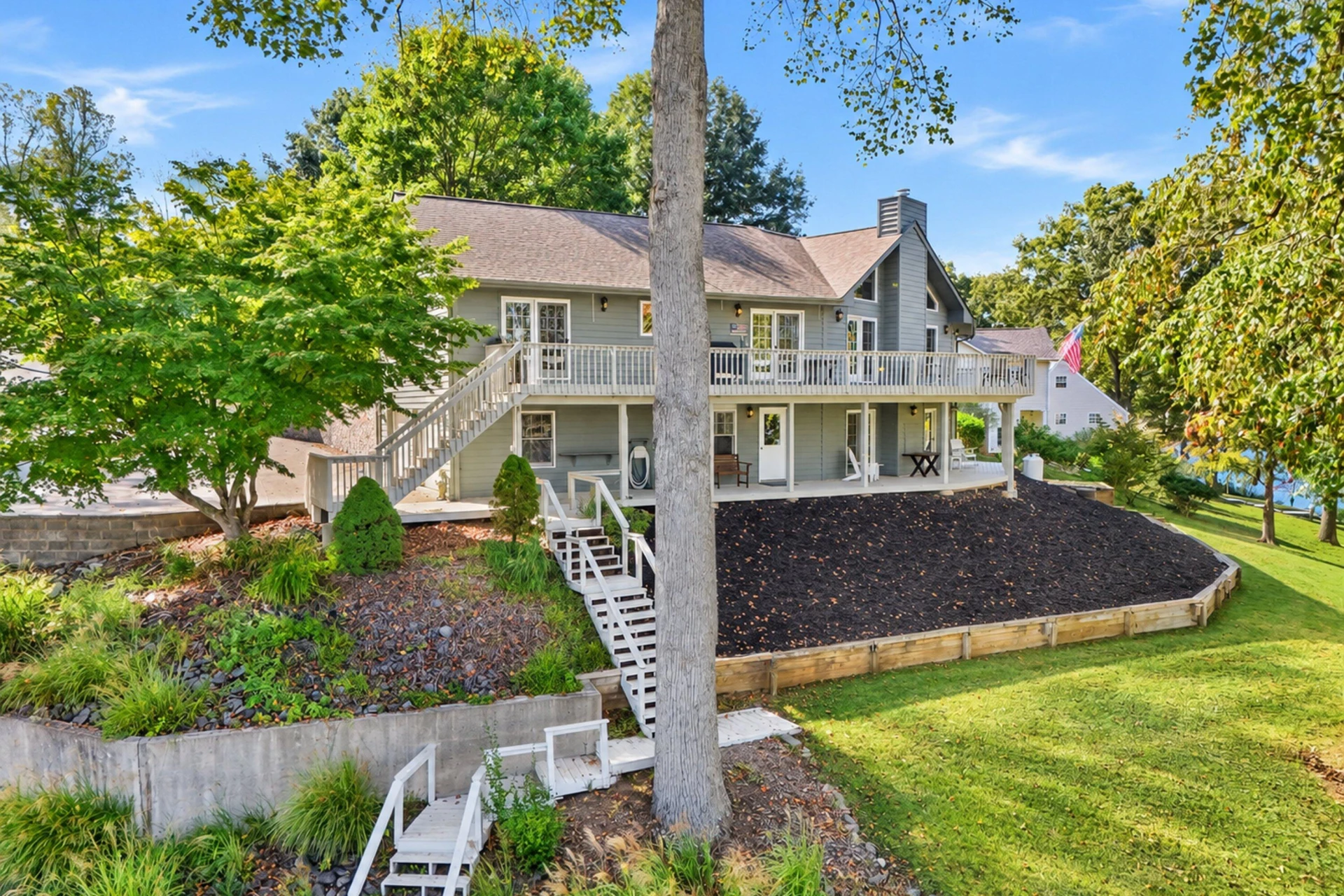 150 Maiden LN - Photo 6