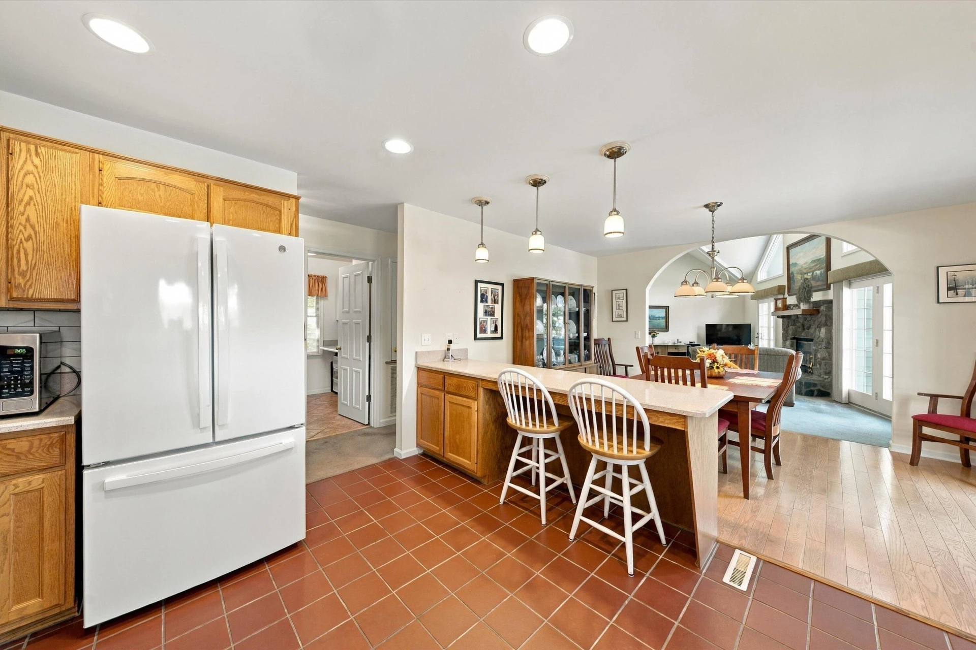 150 Maiden LN - Photo 20