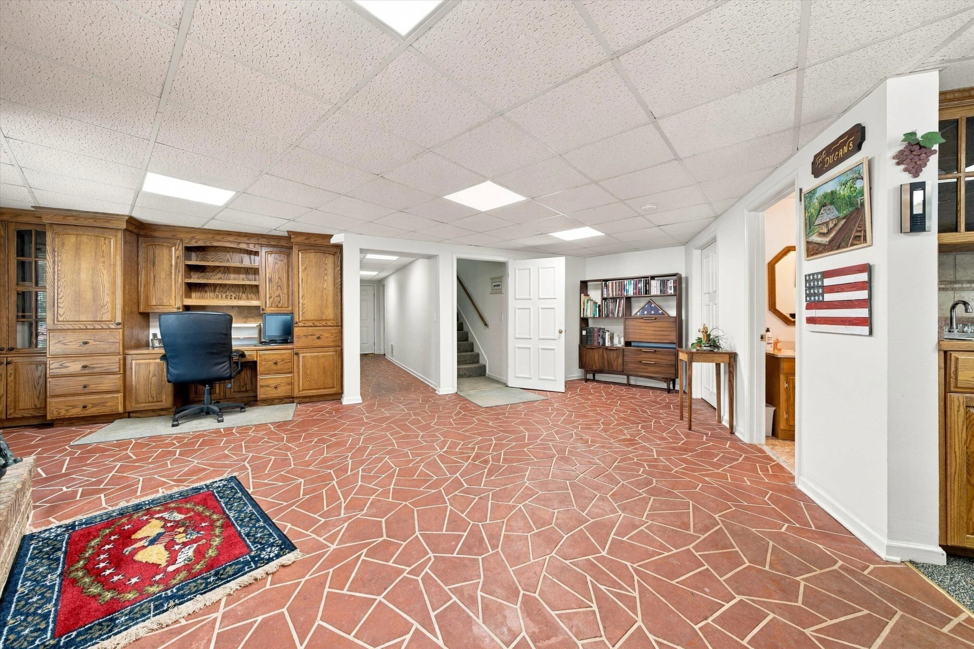 150 Maiden LN - Photo 34