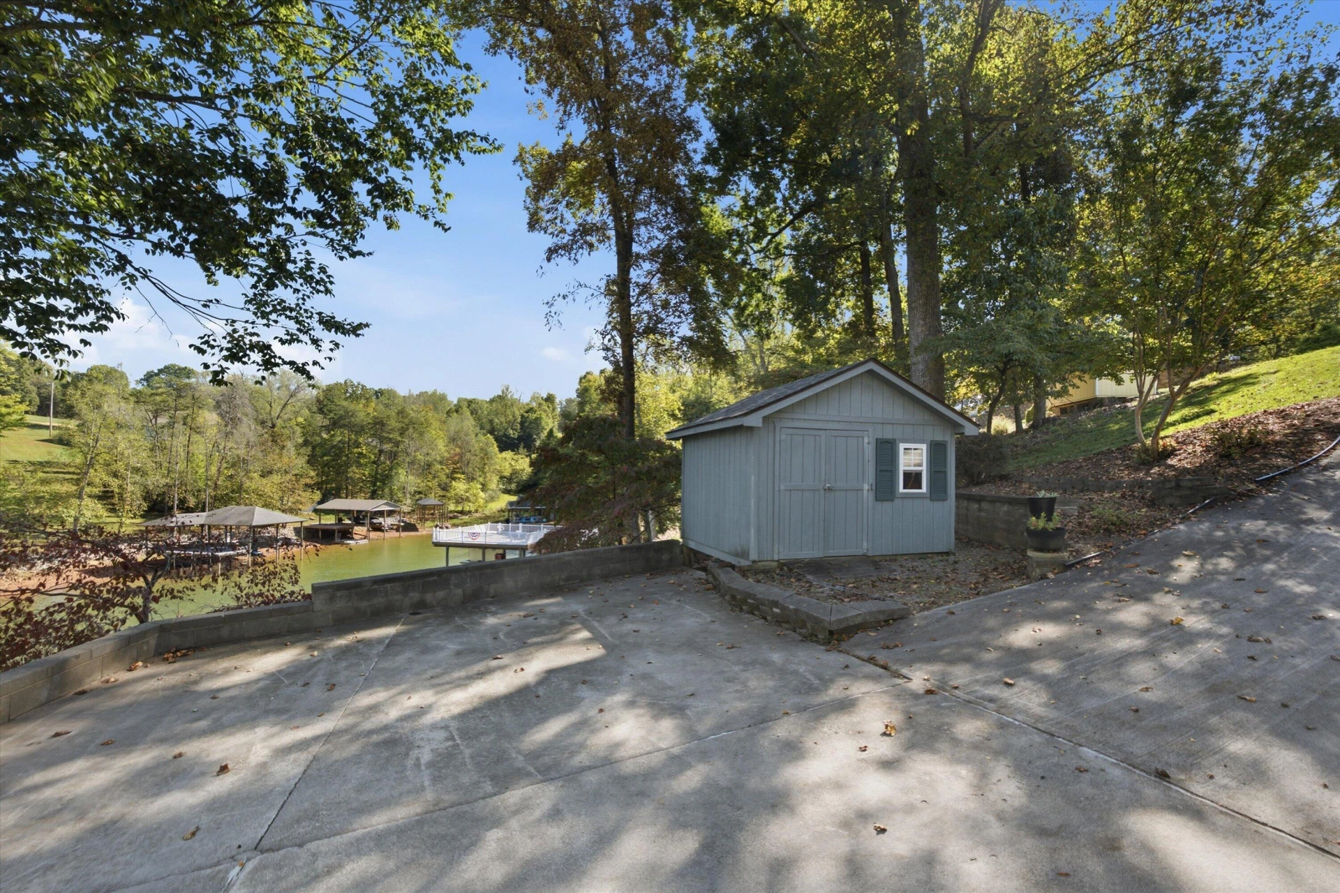 150 Maiden LN - Photo 48