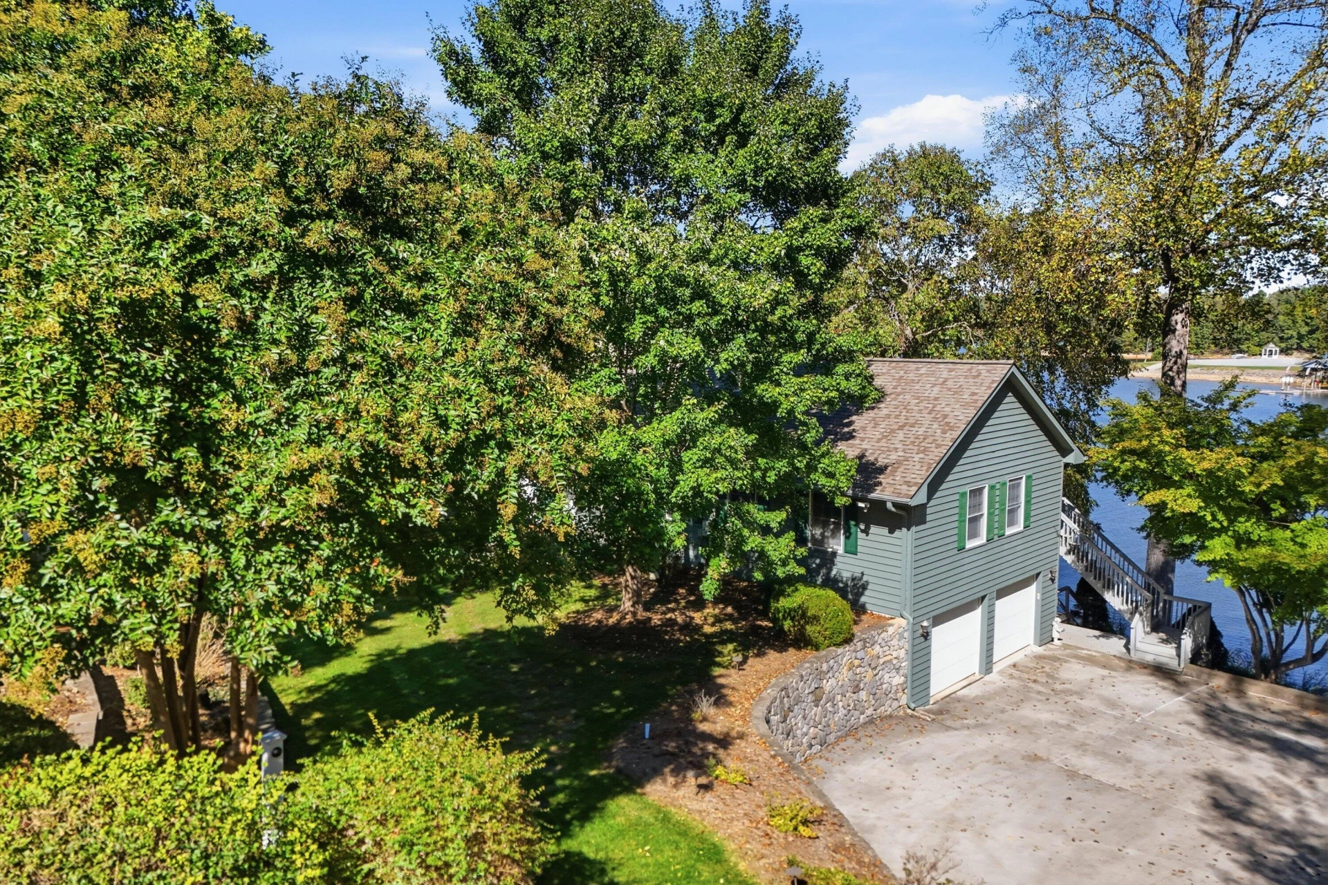 150 Maiden LN - Photo 52