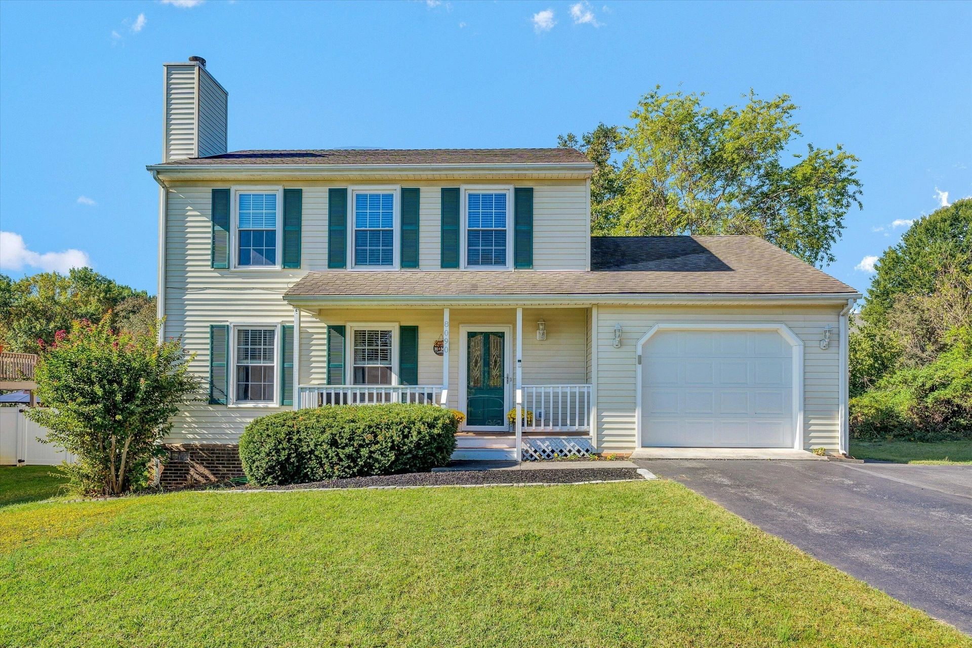 8090 Deer Branch DR