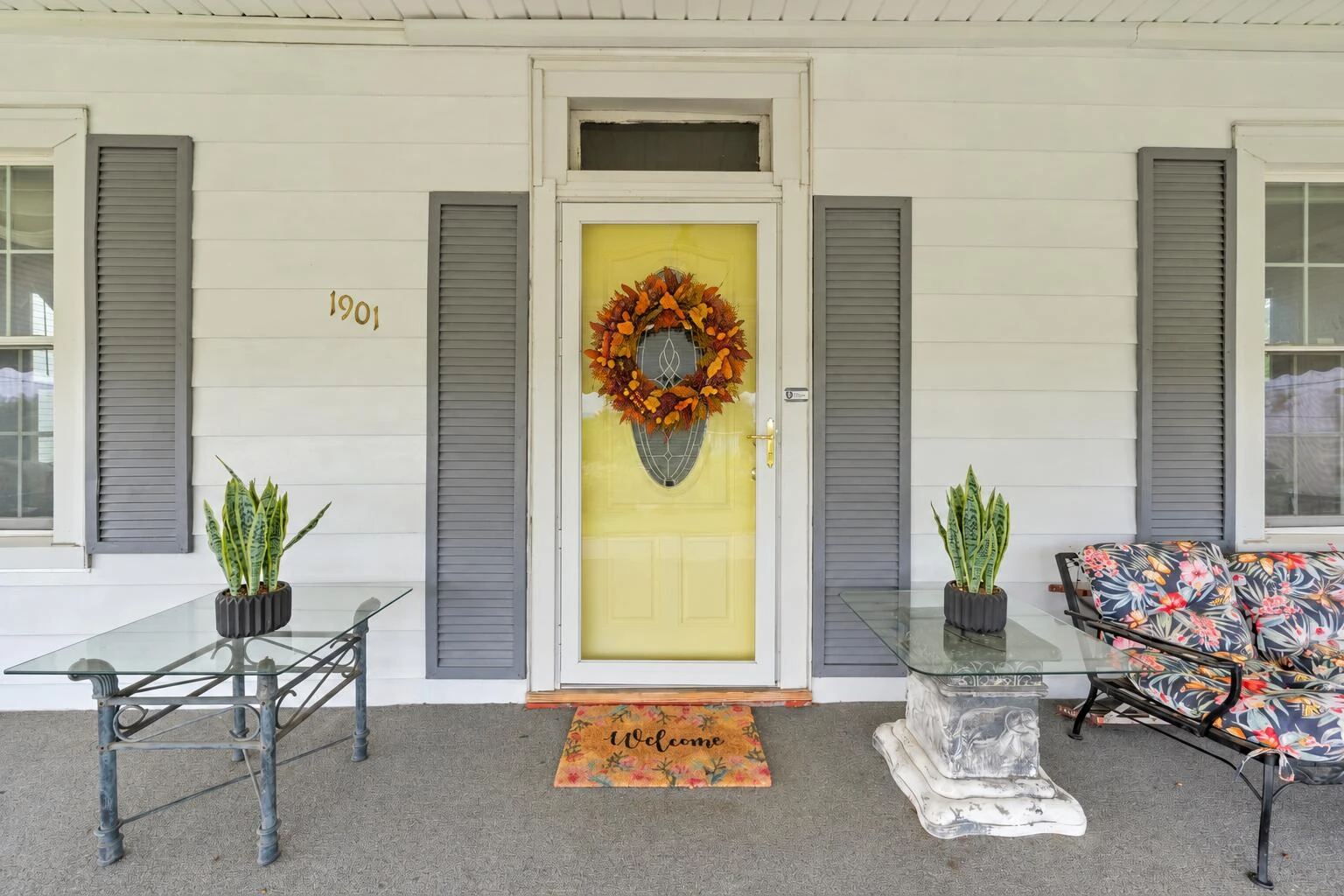 1901 Staunton AVE NW - Photo 2