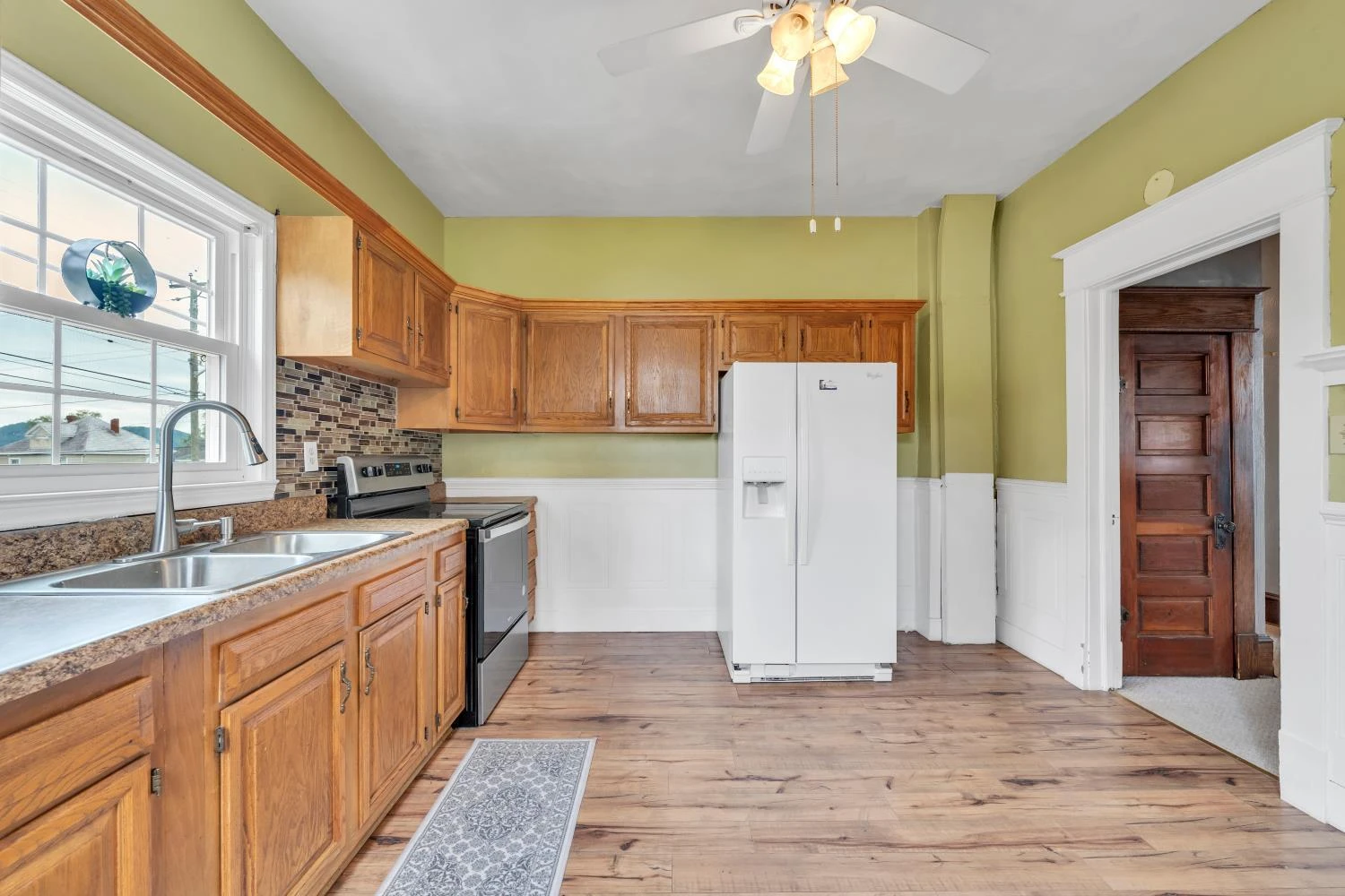 1901 Staunton AVE NW - Photo 18