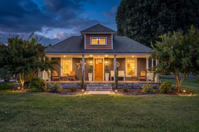 2408 Feather RD, Vinton, VA, 24179