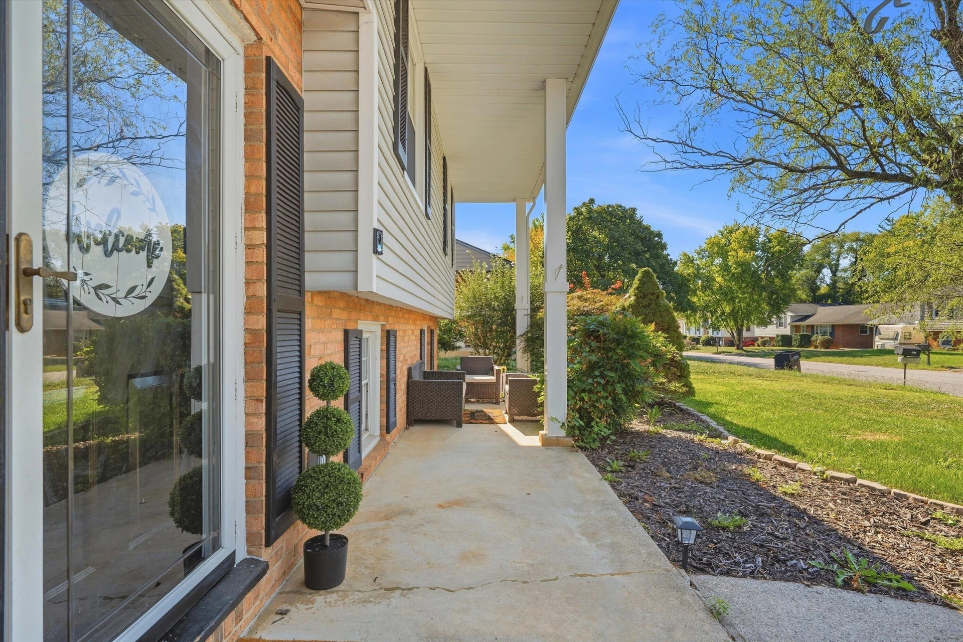6333 Greenway DR - Photo 4