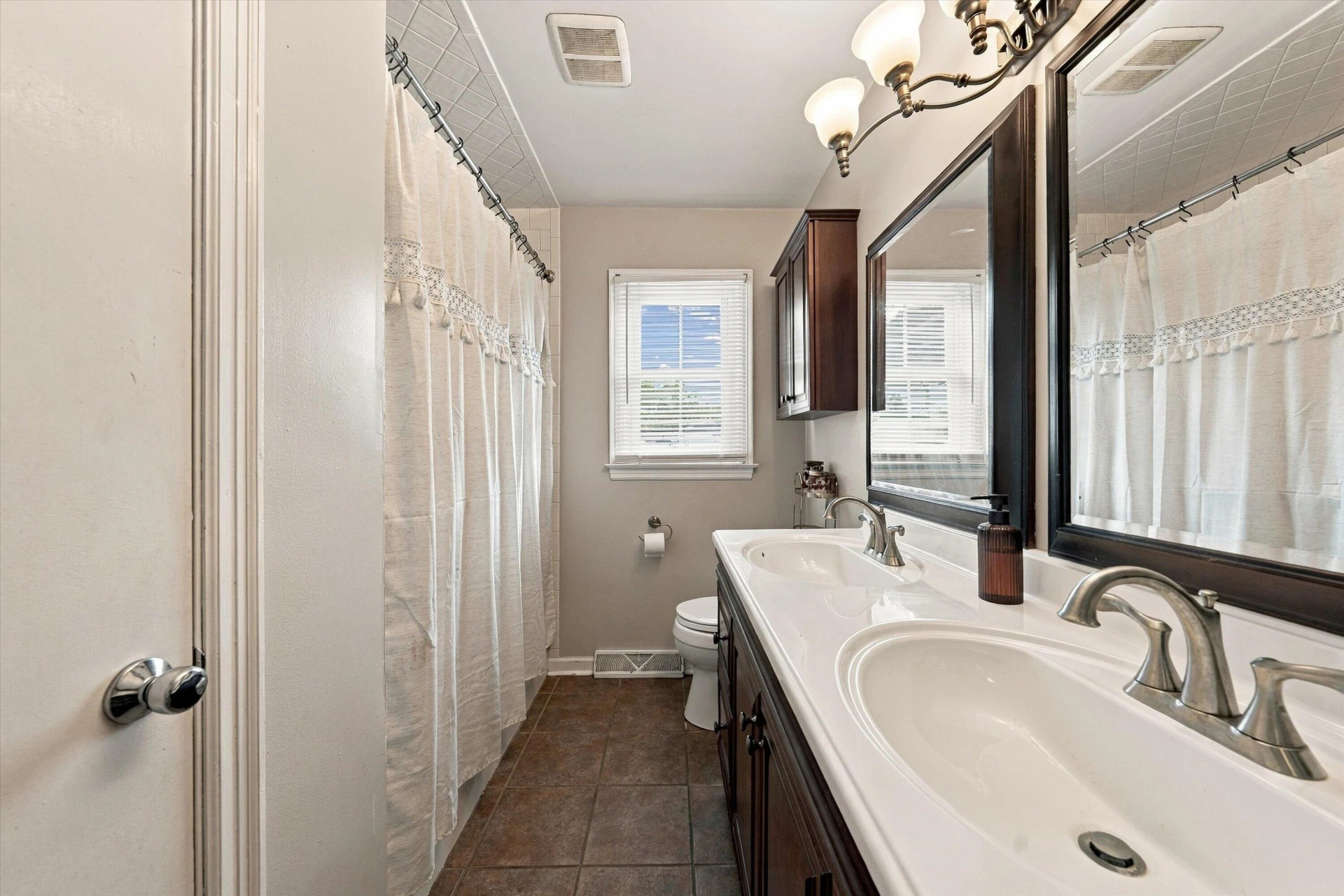 6333 Greenway DR - Photo 13