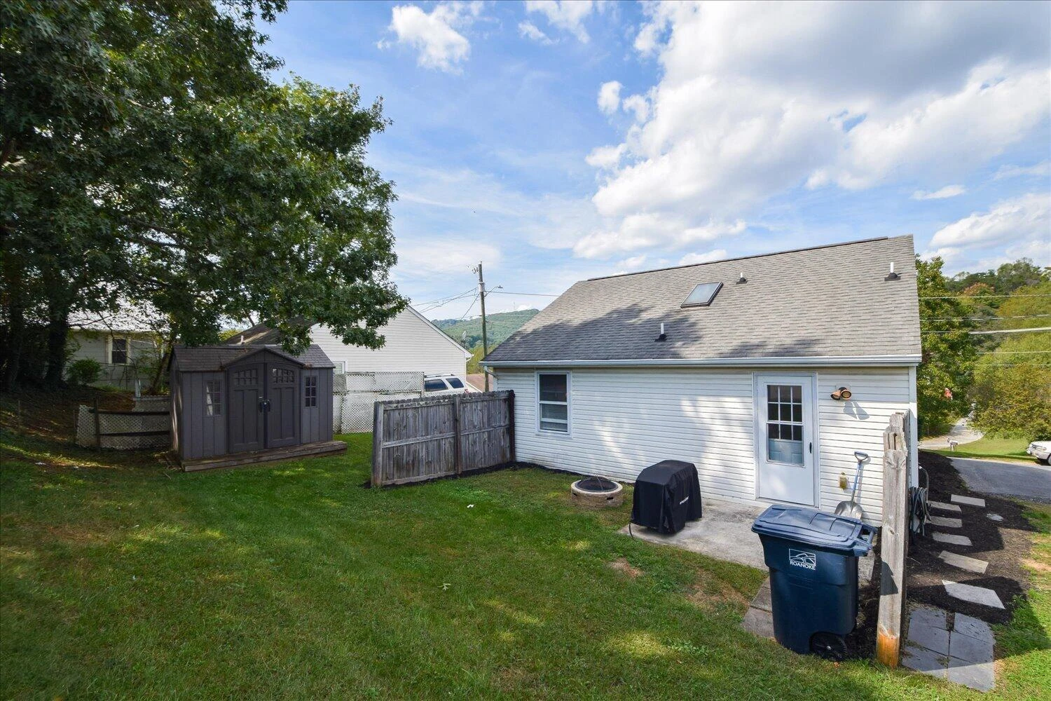 1481 Kefauver RD SE - Photo 18