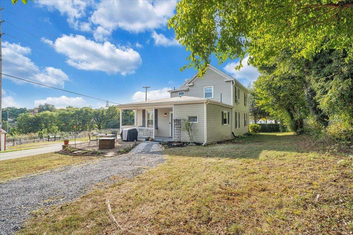 711 North ST - Photo 32