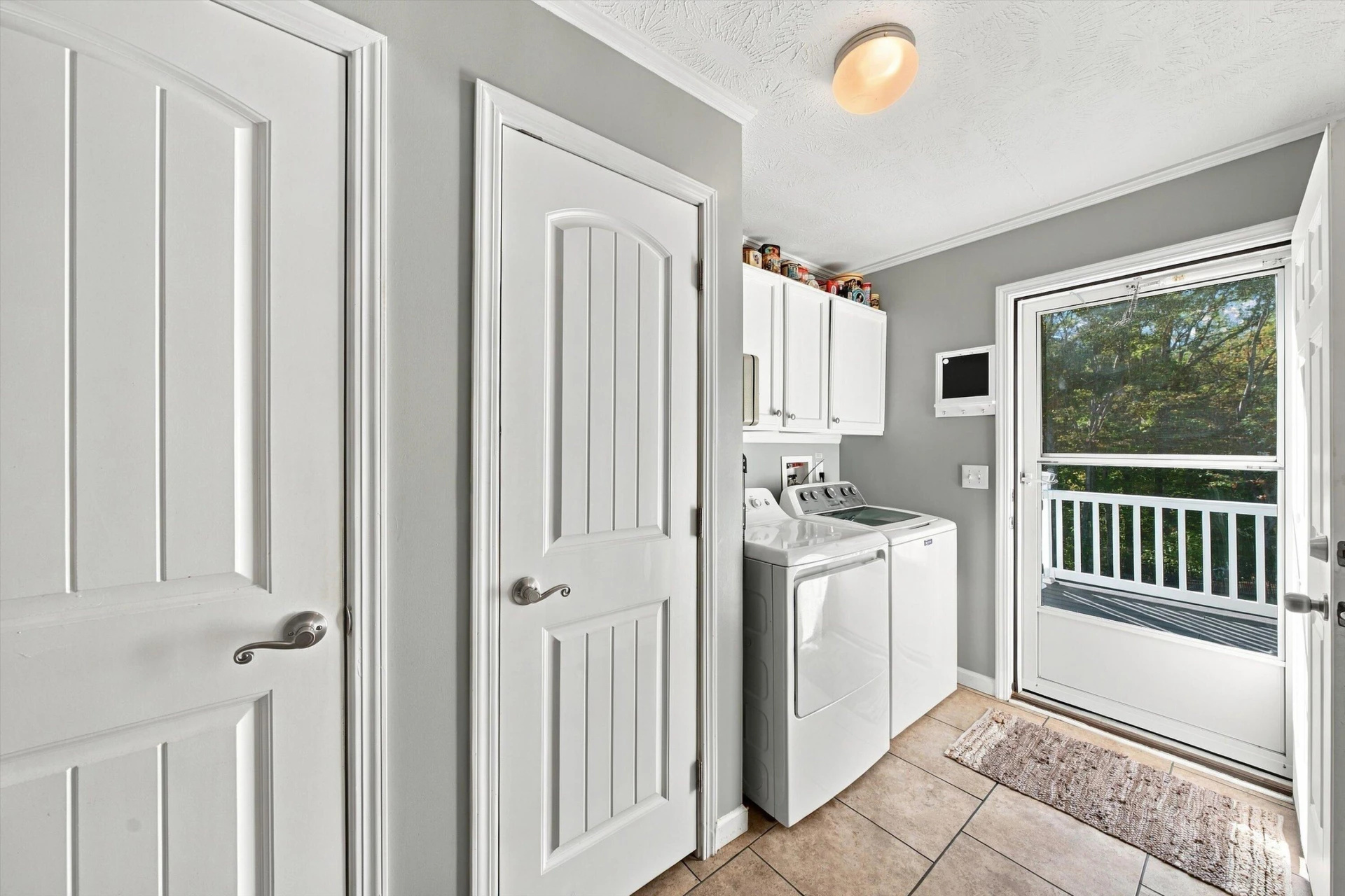 1086 Blackwater Hills DR - Photo 15