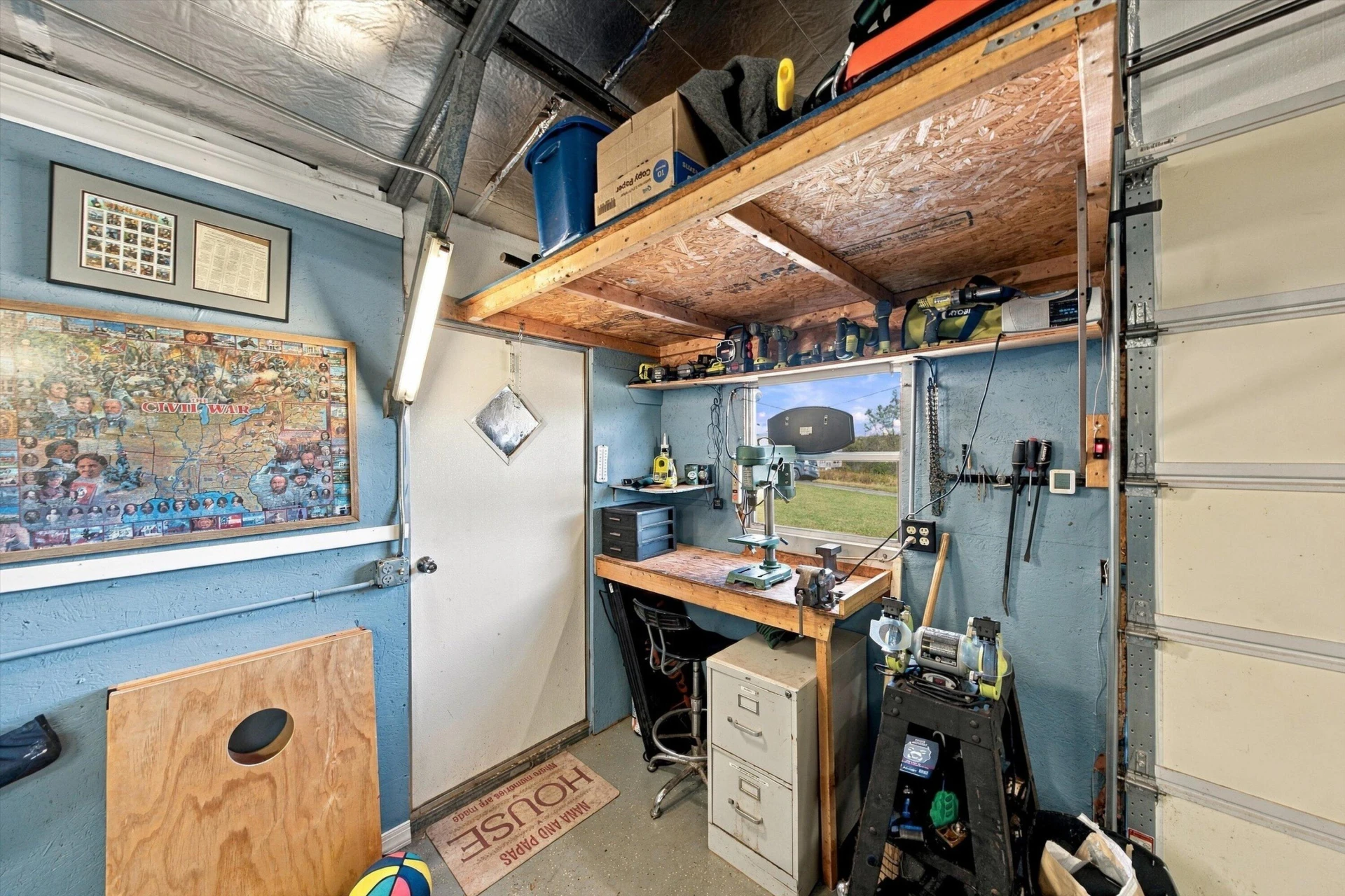 1086 Blackwater Hills DR - Photo 40
