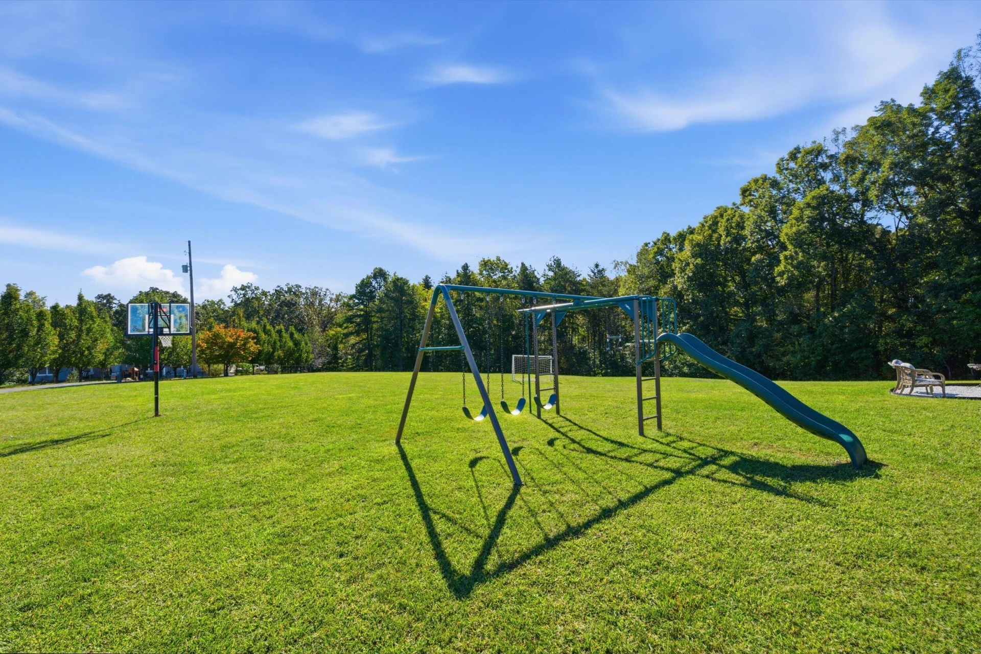 1086 Blackwater Hills DR - Photo 44