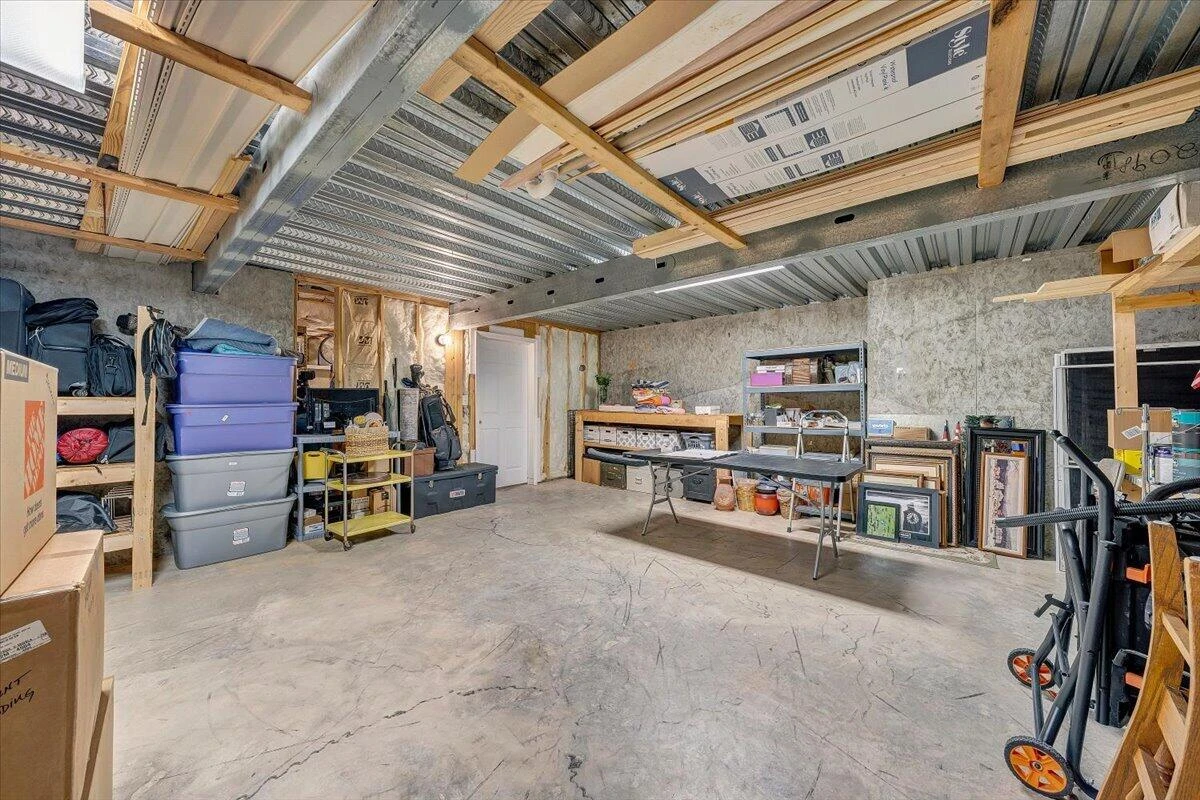 203 Windcrest DR - Photo 8