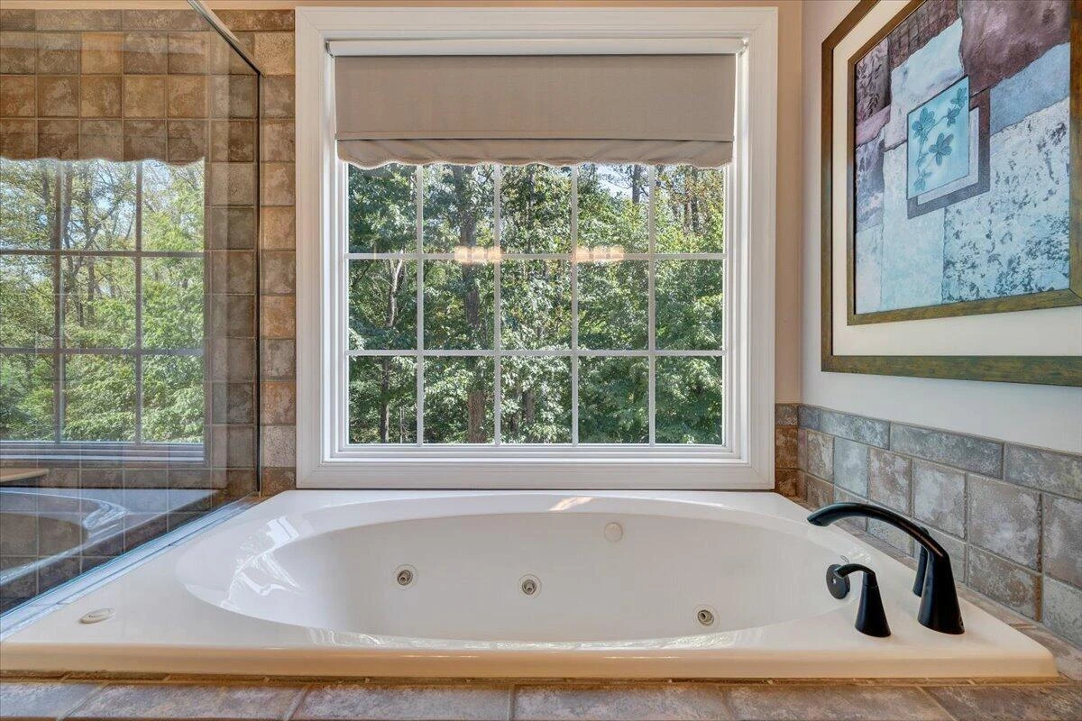 203 Windcrest DR - Photo 24