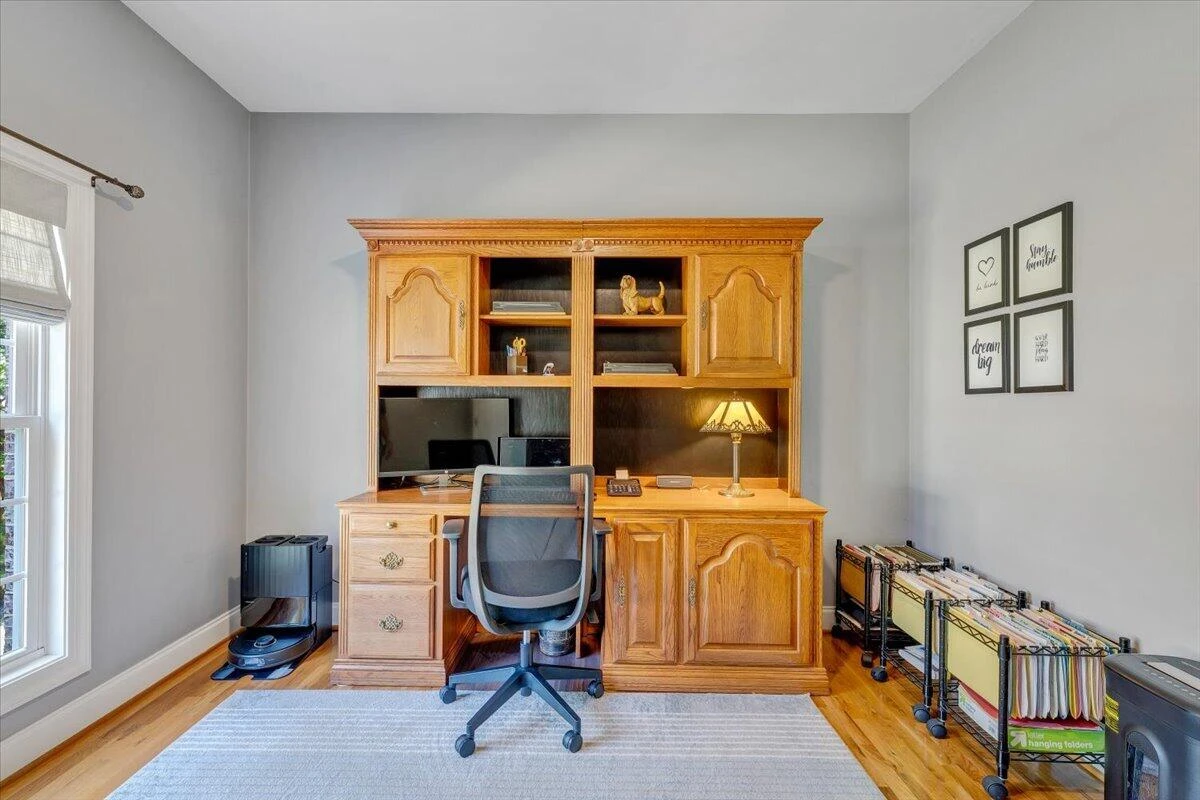 203 Windcrest DR - Photo 35