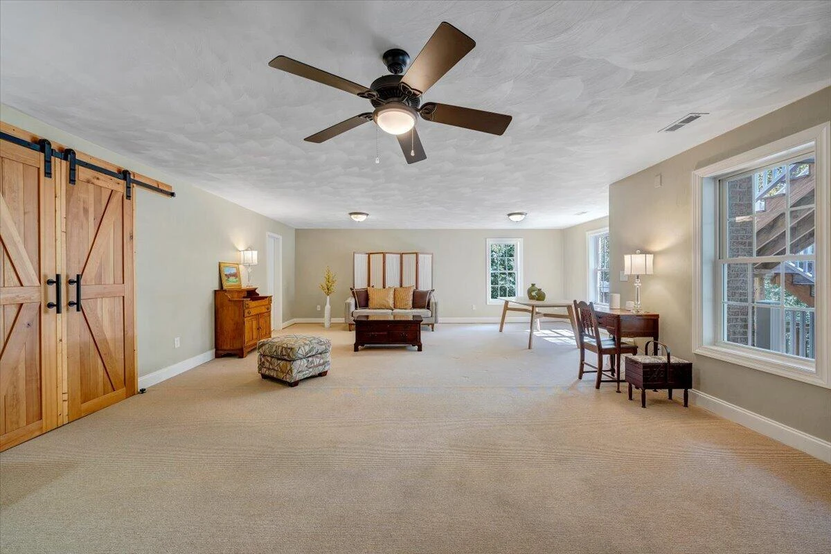 203 Windcrest DR - Photo 44