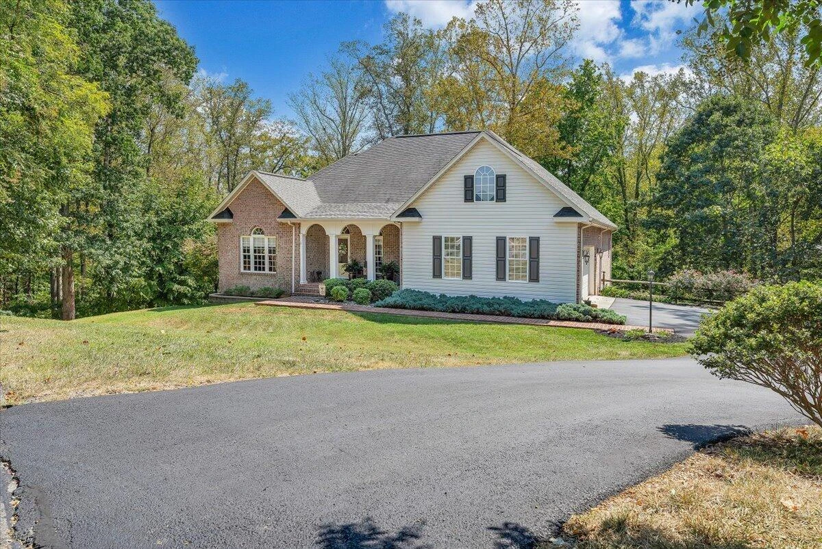 203 Windcrest DR - Photo 69