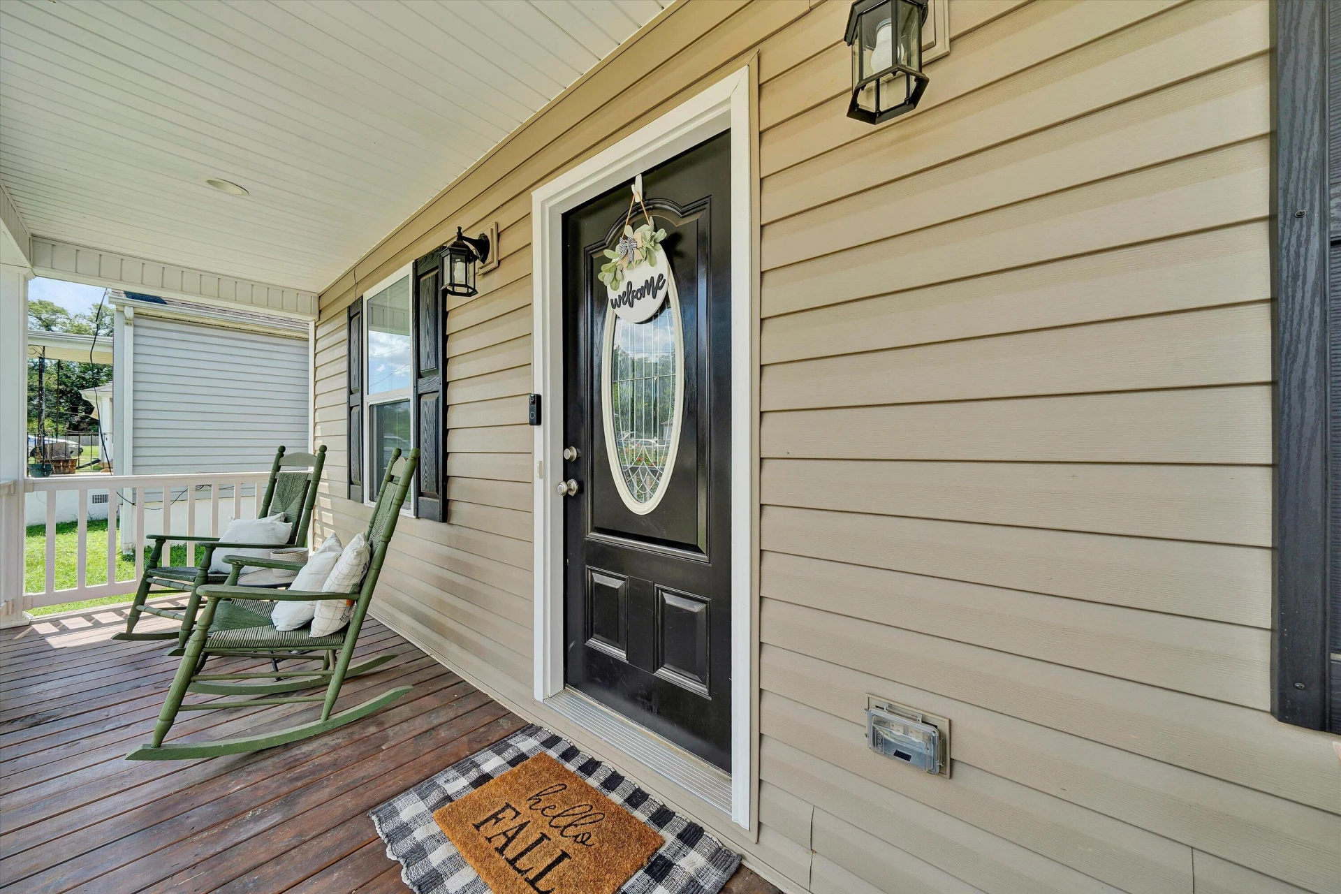 2818 Ridgefield ST NE - Photo 4