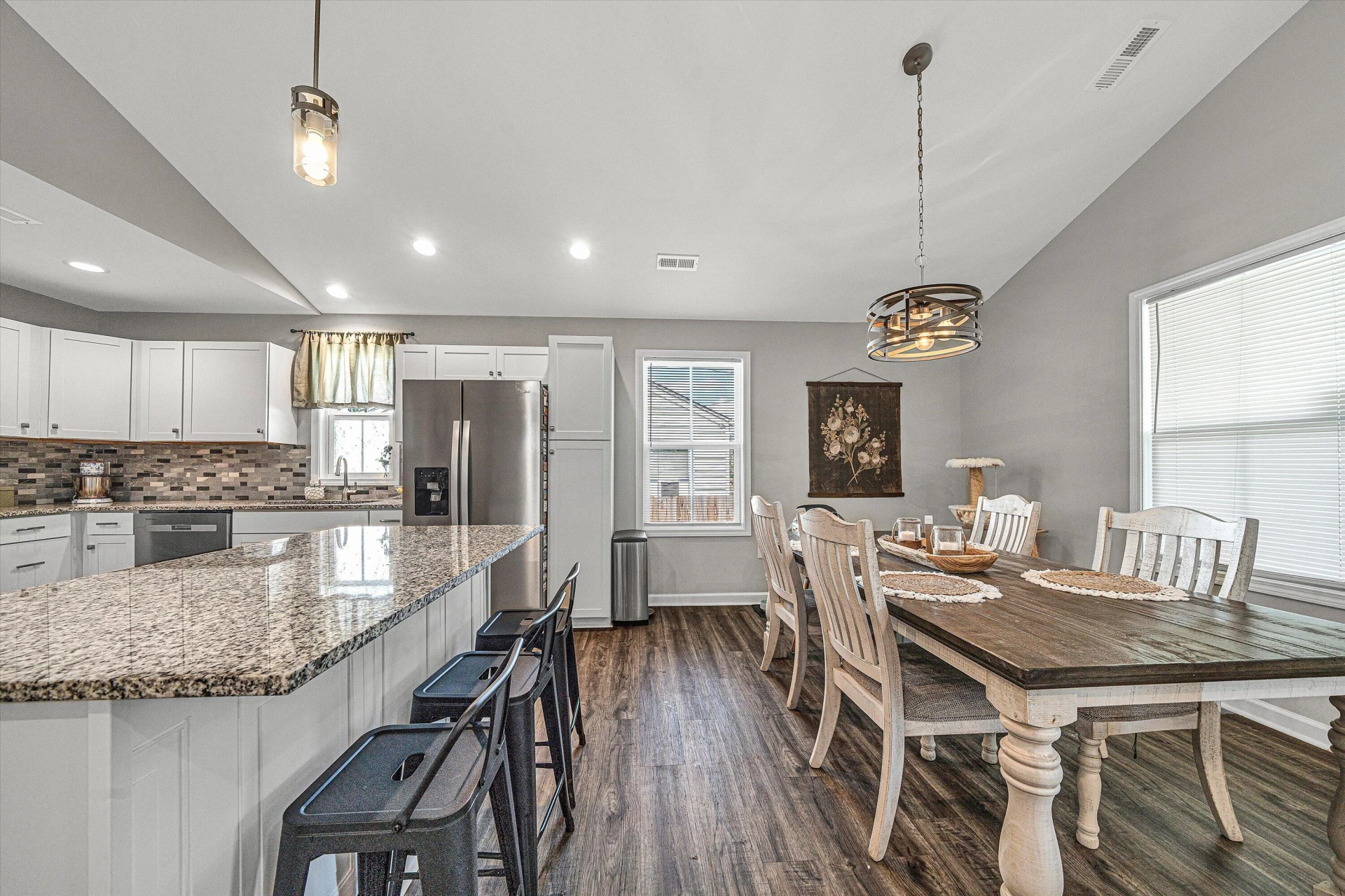 2818 Ridgefield ST NE - Photo 10