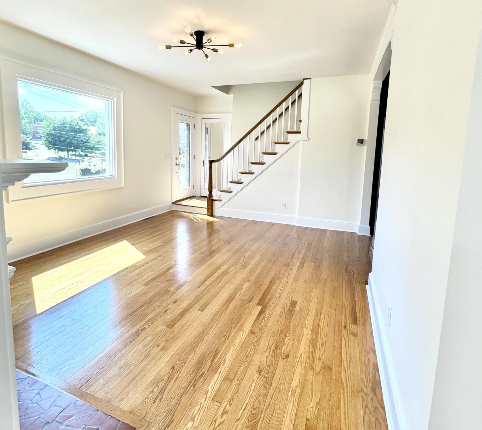 3116 Spring RD SW - Photo 8