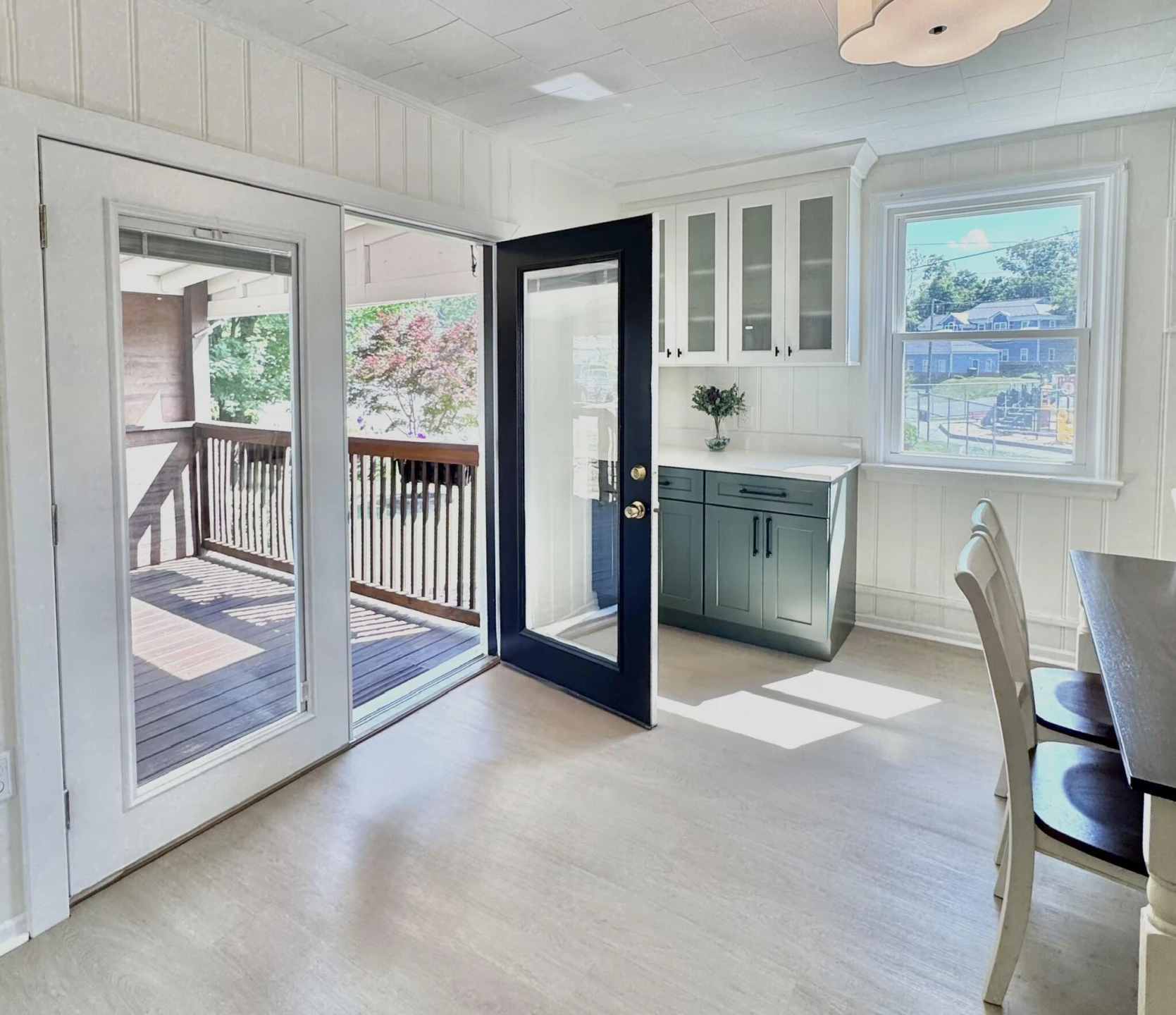 3116 Spring RD SW - Photo 11