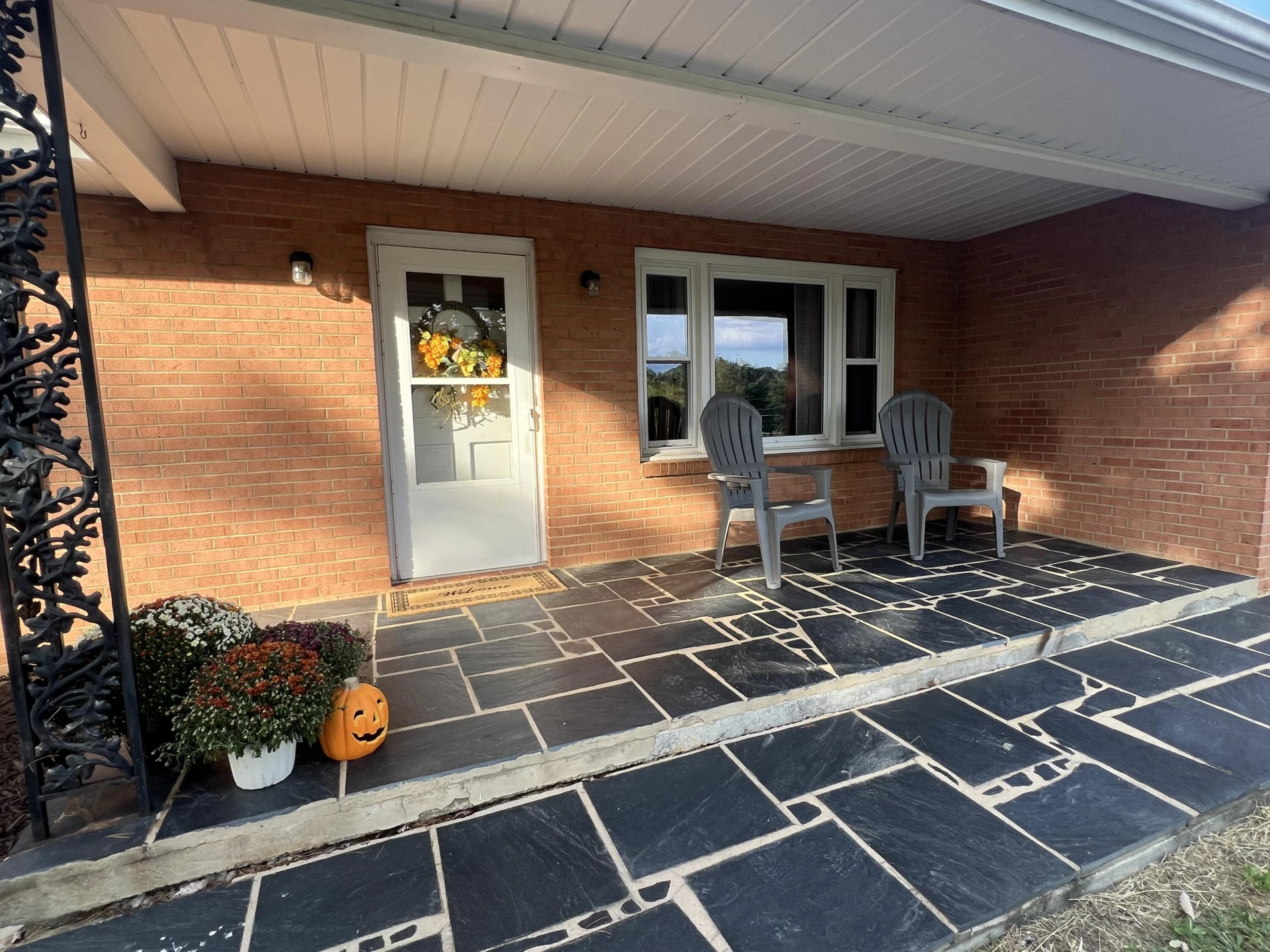 2864 Blue Ridge Turnpike - Photo 3