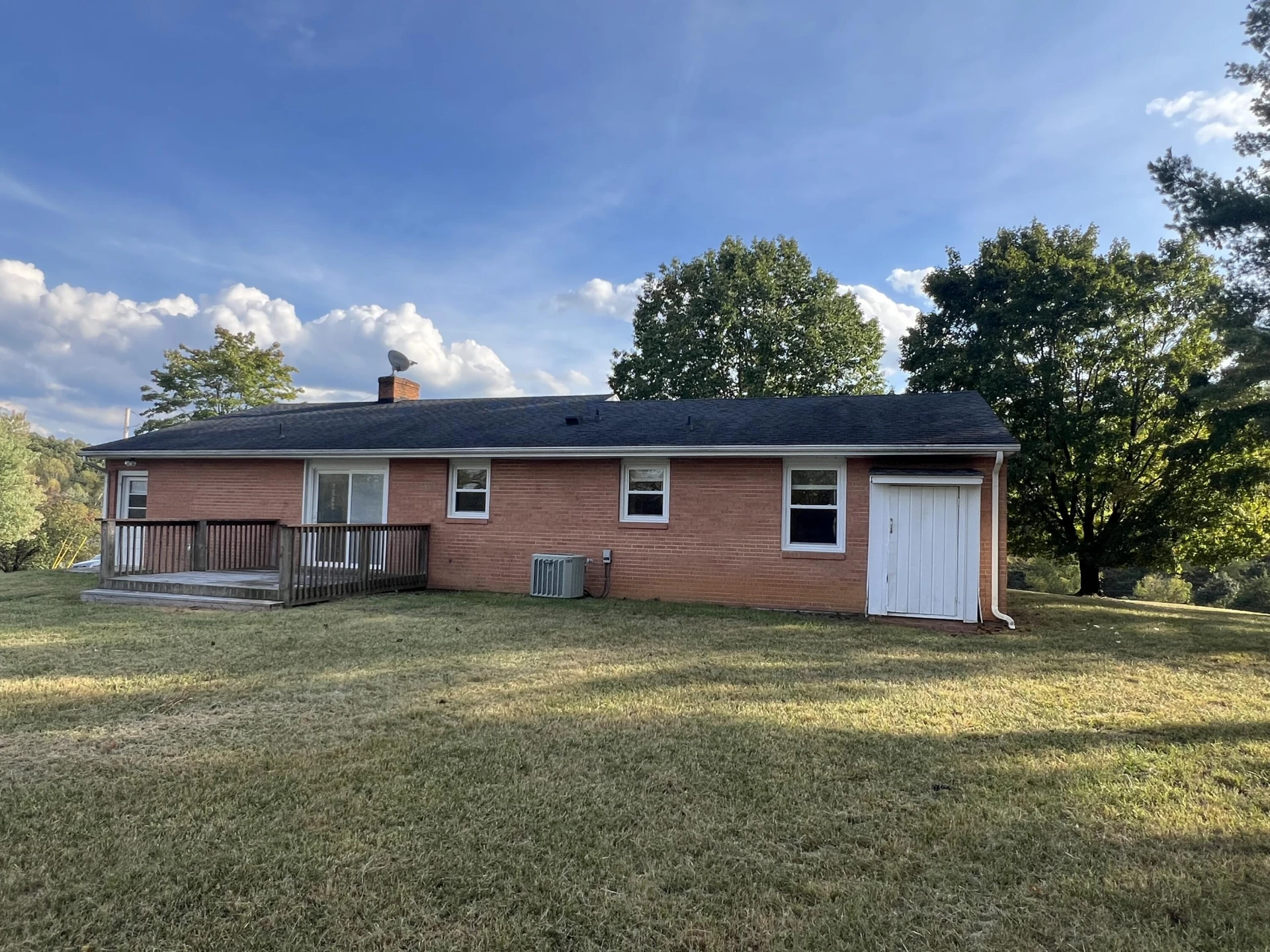 2864 Blue Ridge Turnpike - Photo 4