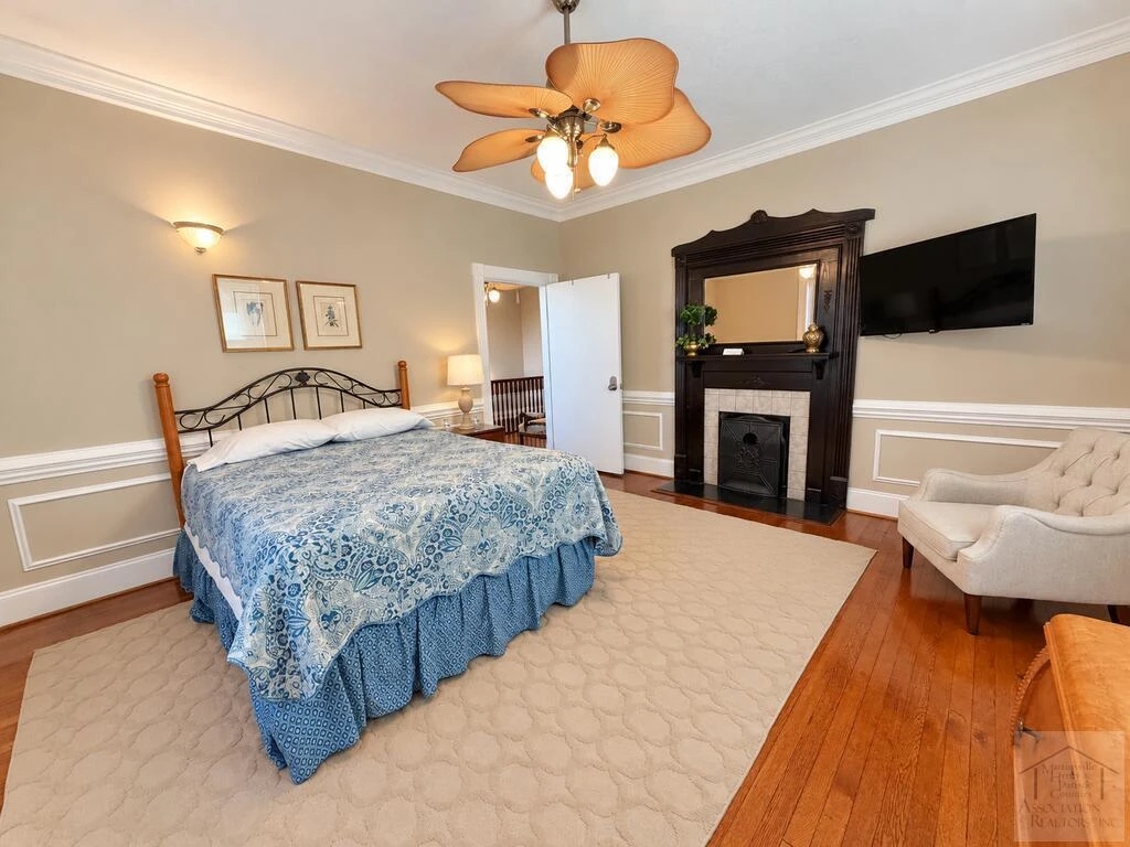 33 Ellsworth ST - Photo 24