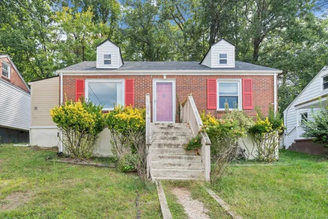 2812 Sweetbrier AVE SW