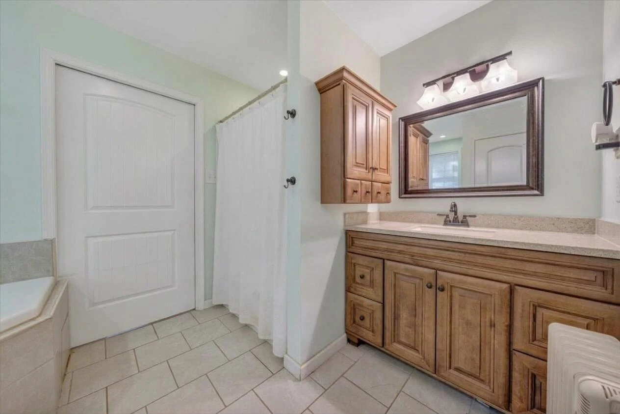 2812 Sweetbrier AVE SW - Photo 4
