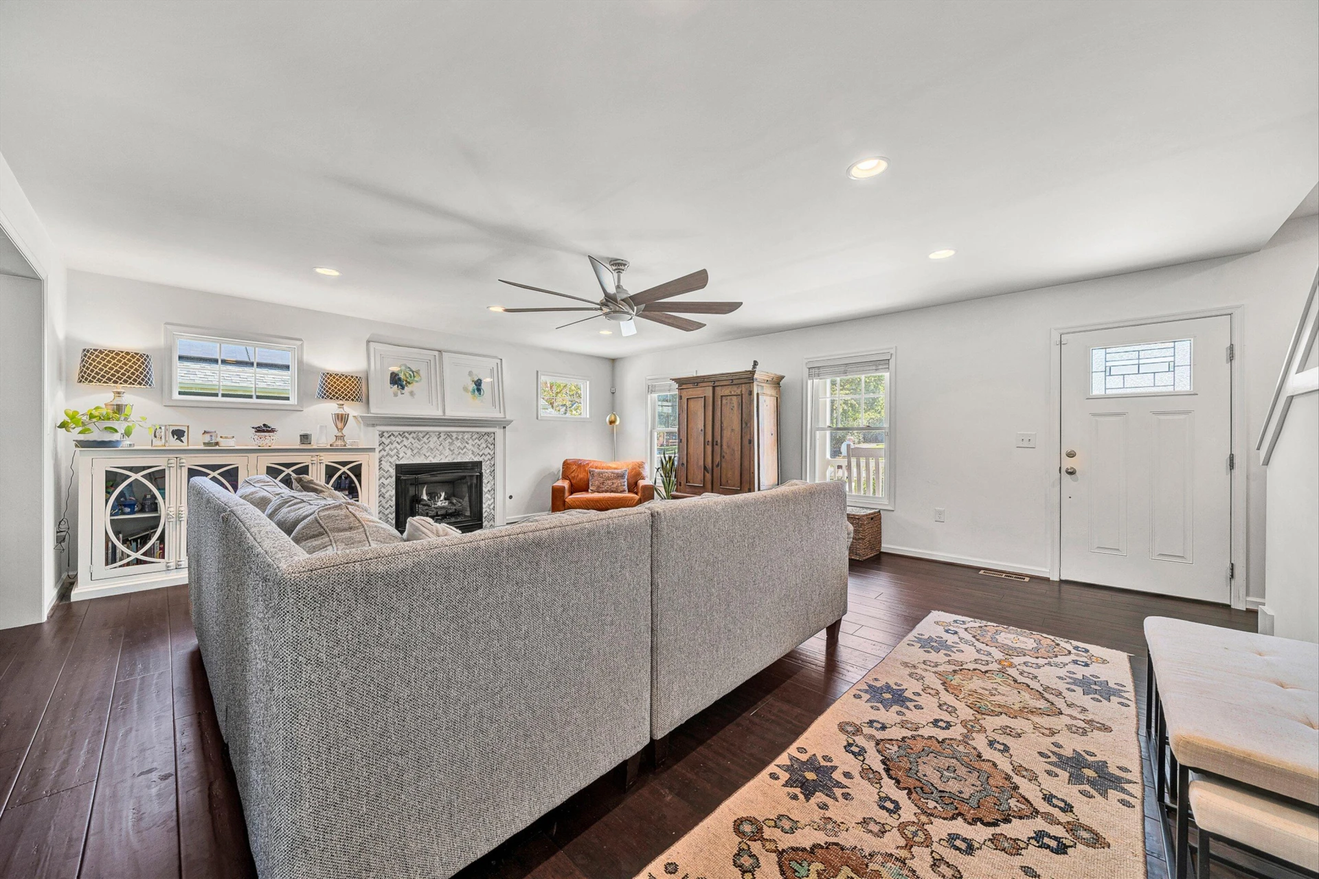 3503 Bunker Hill DR - Photo 4