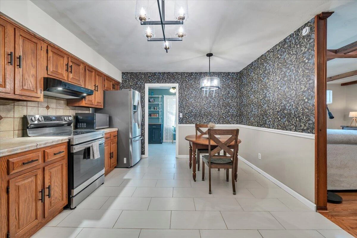 1182 Rabbit DR - Photo 18