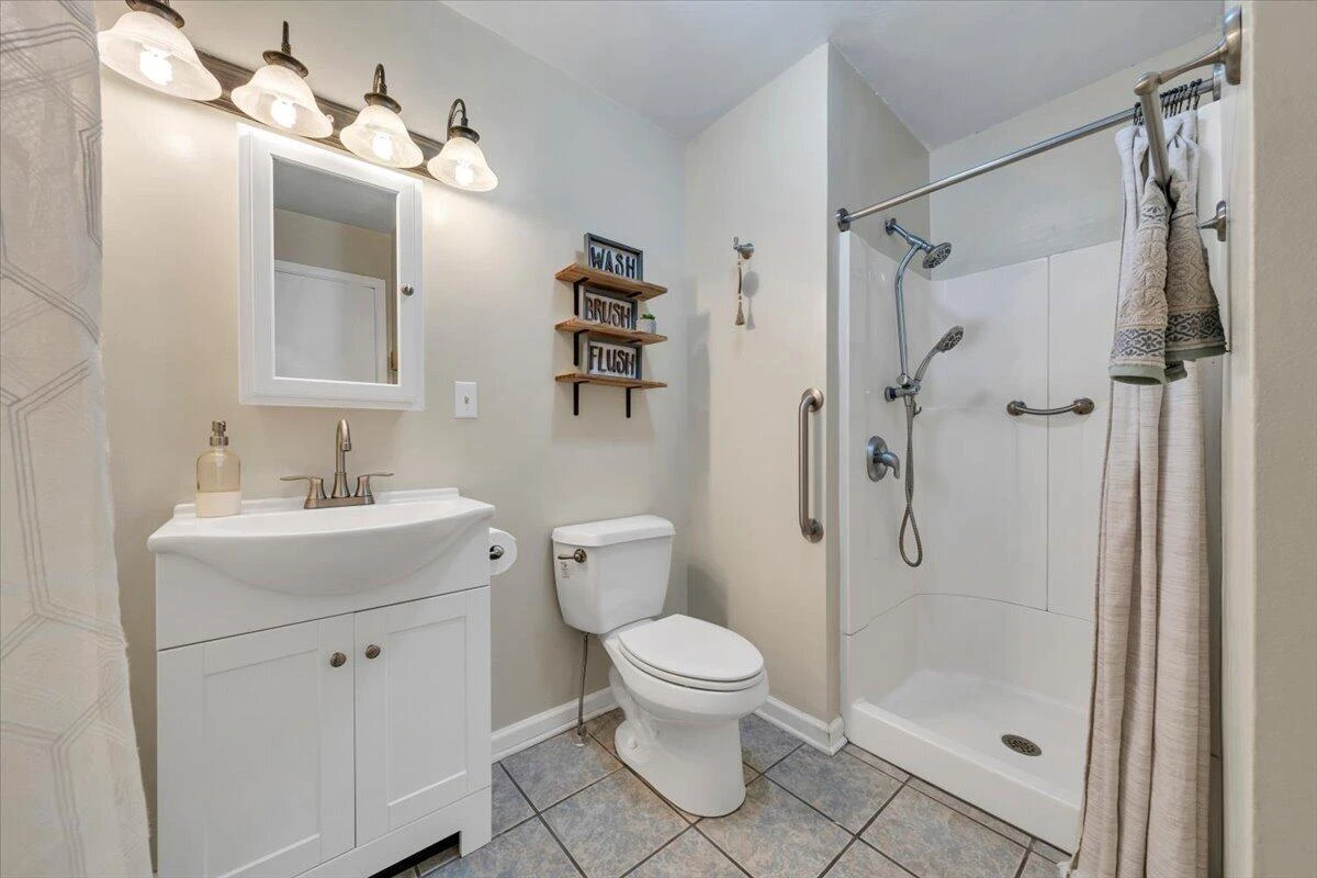 1182 Rabbit DR - Photo 40