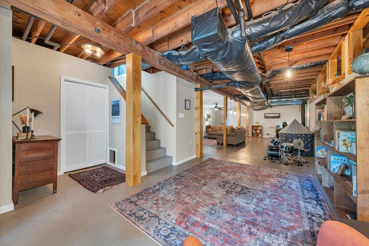 1182 Rabbit DR - Photo 44