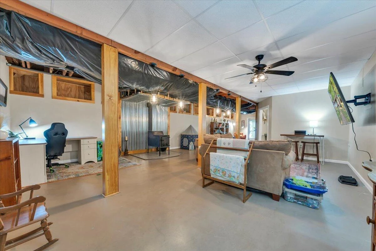 1182 Rabbit DR - Photo 46