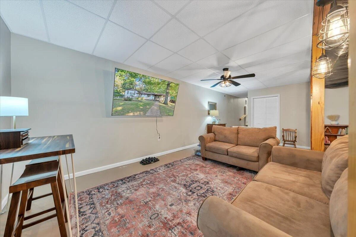 1182 Rabbit DR - Photo 48