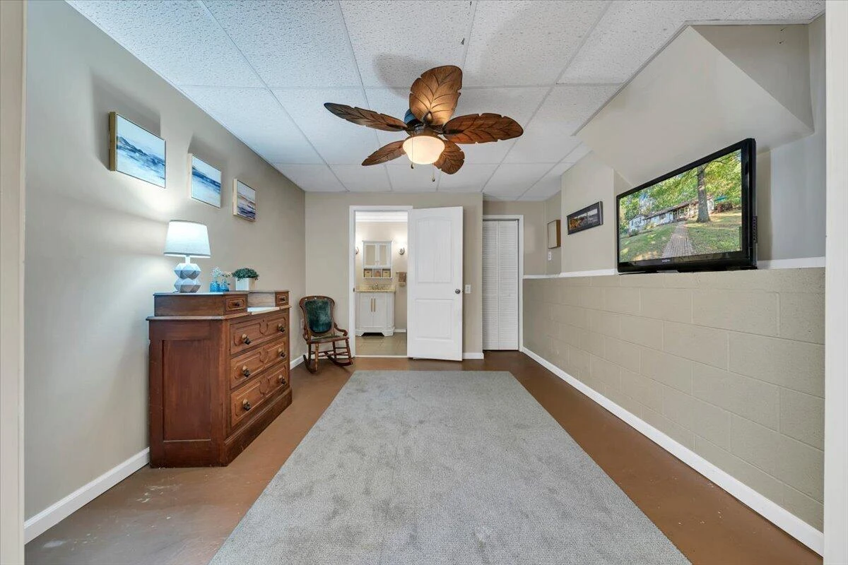 1182 Rabbit DR - Photo 55