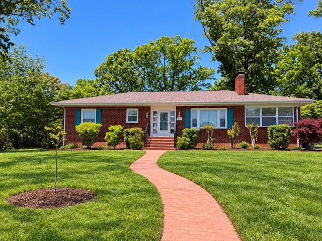 3612 Parkwood DR