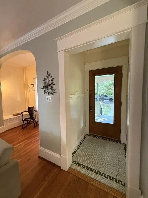 2118 Laburnum AVE SW - Photo 3