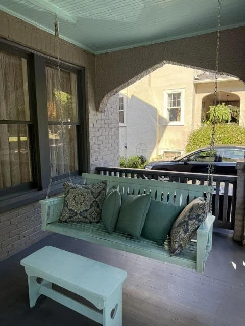 2118 Laburnum AVE SW - Photo 32