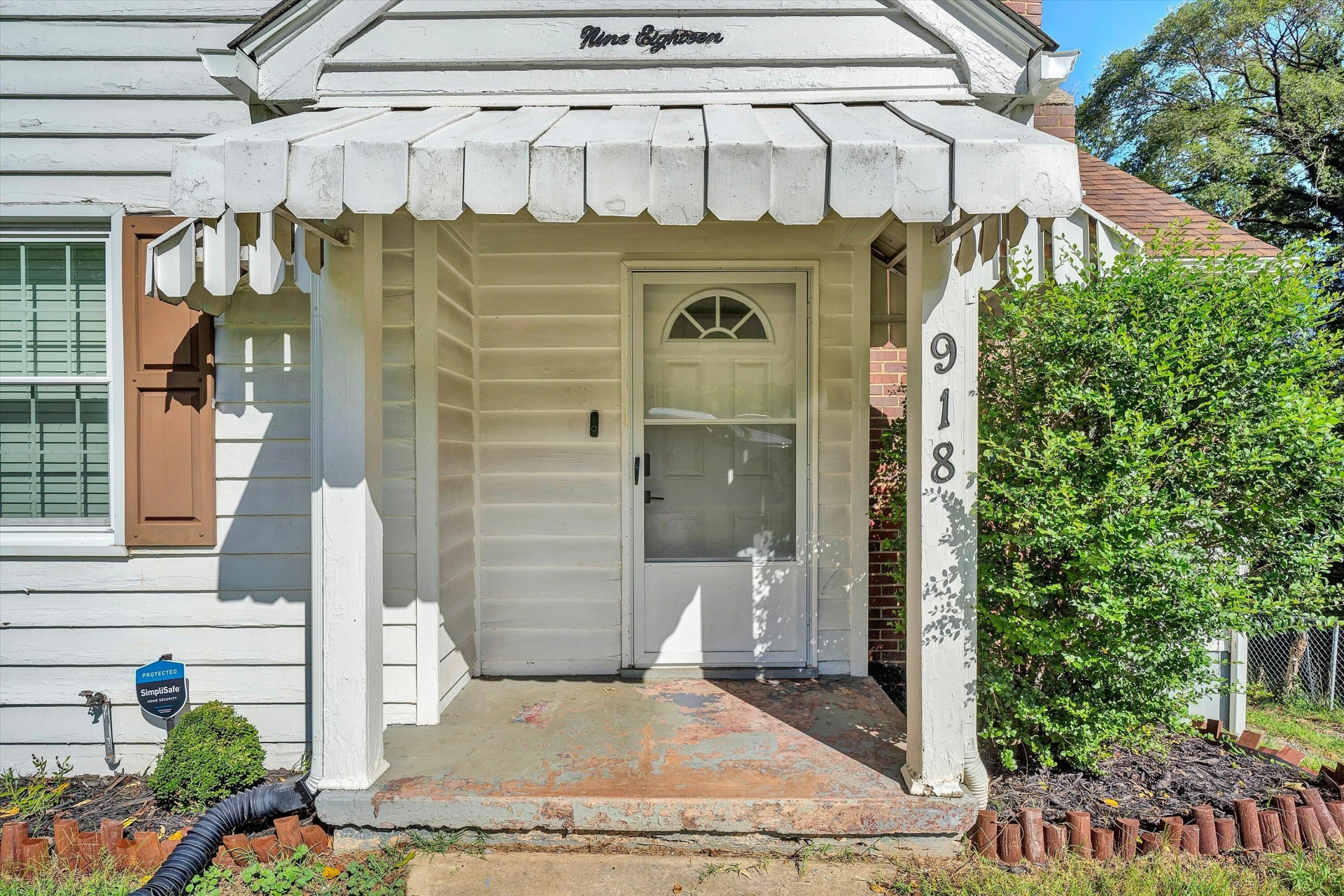 918 Westside BLVD NW - Photo 4