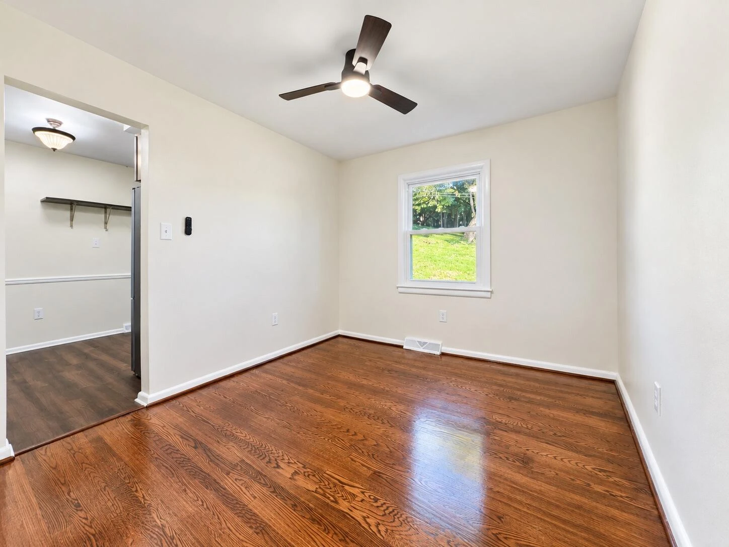 5028 Sunny Side DR - Photo 11